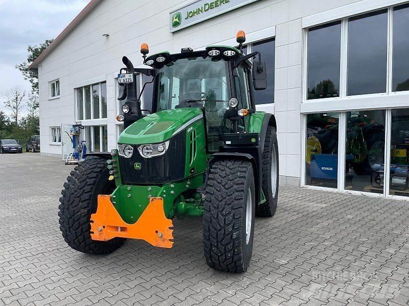 John Deere 6120M Трактори