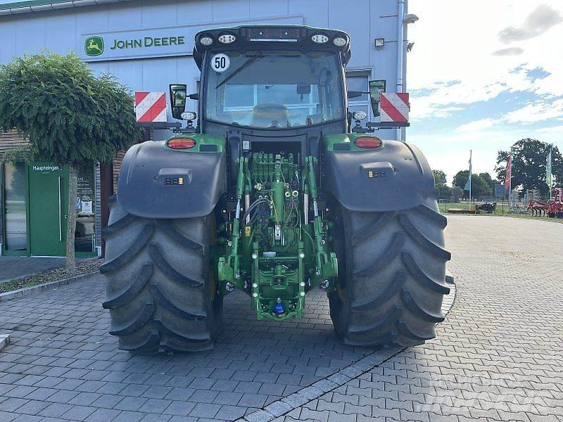 John Deere 6R250 Трактори