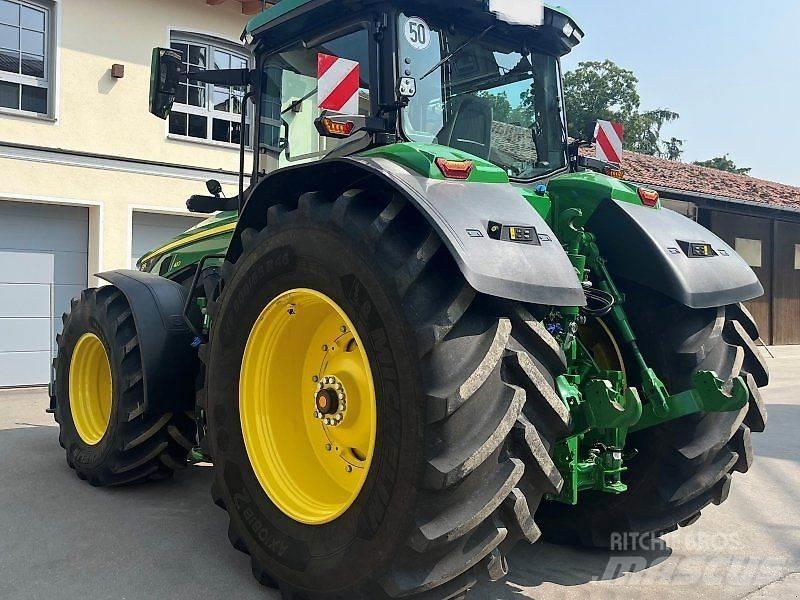 John Deere 8R 410 Трактори