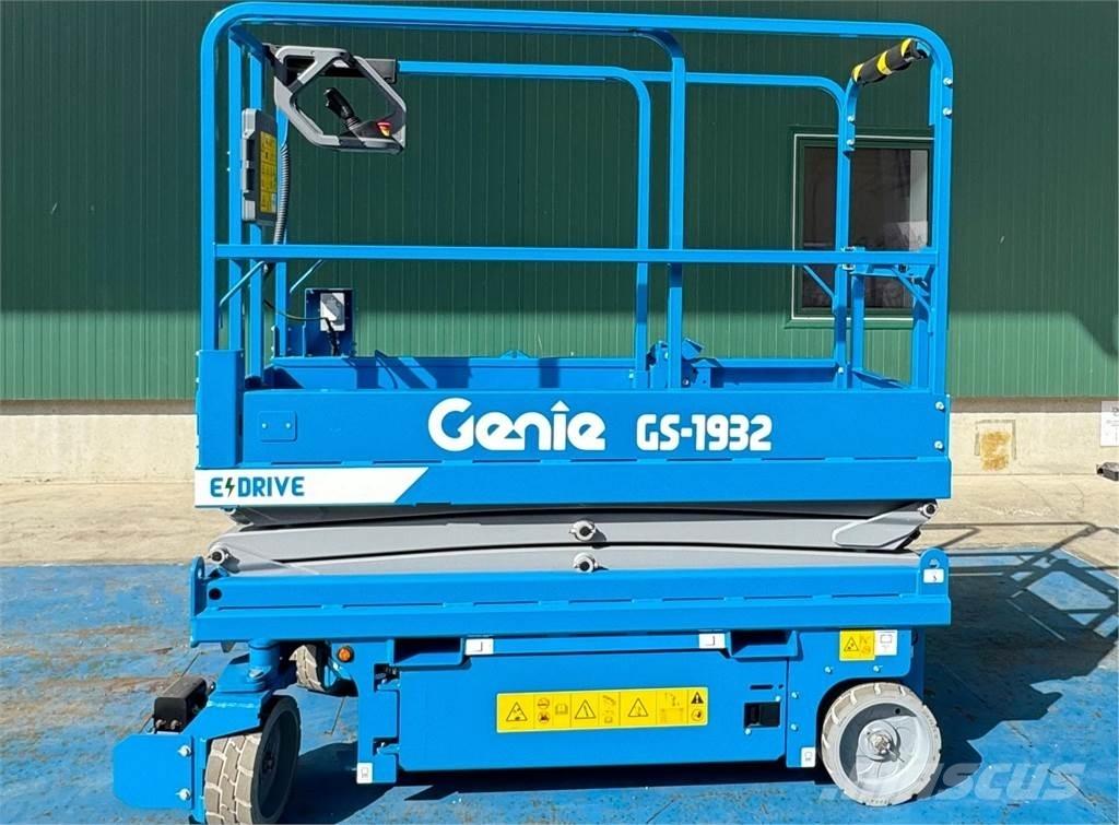 Genie GS-1932 E-Drive Ножични работни платформи