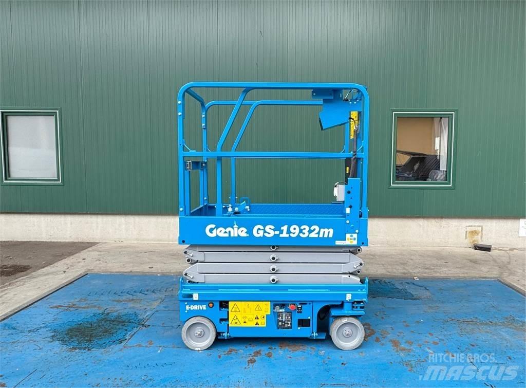 Genie GS-1932m E-Drive Ножични работни платформи