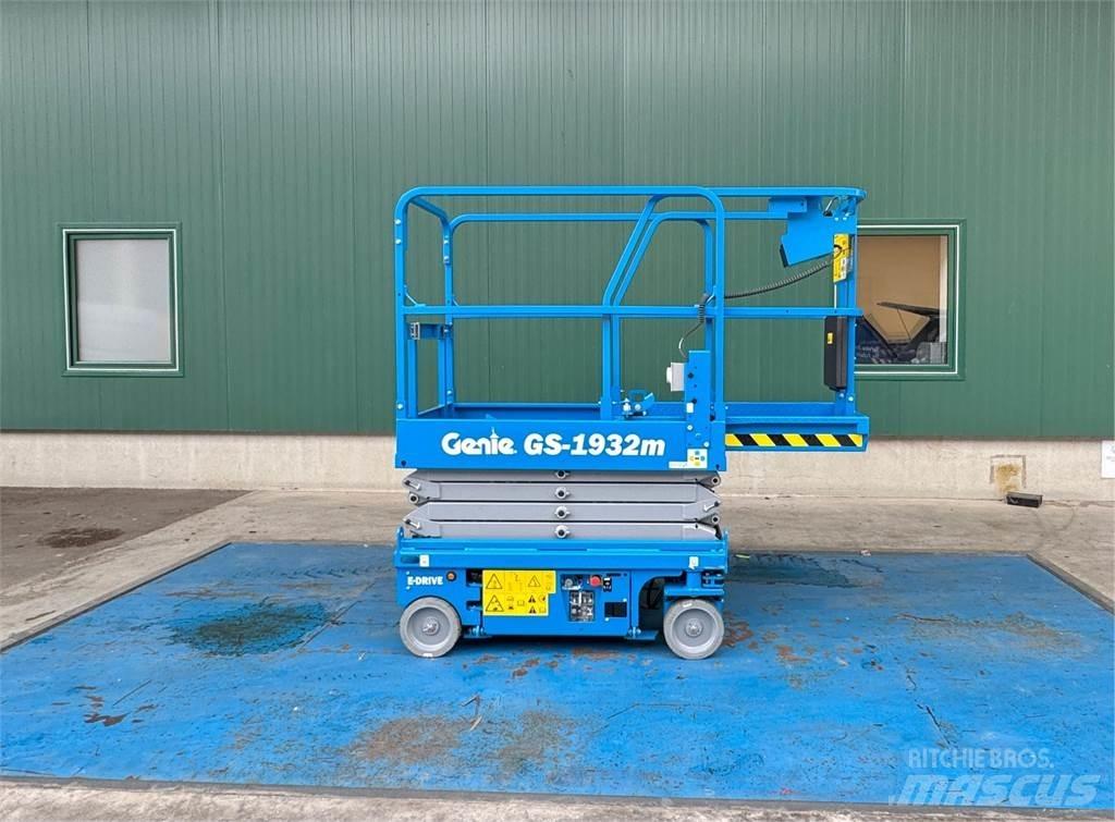 Genie GS-1932m E-Drive Ножични работни платформи