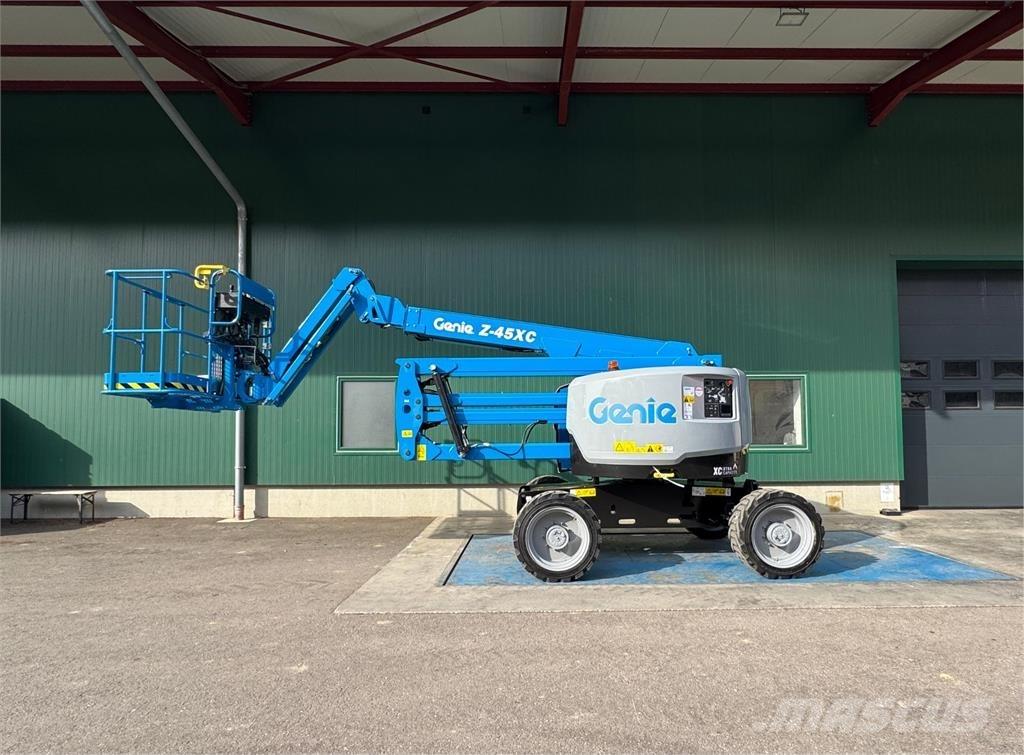Genie Z-45 XC Съчленени стрелови подемници