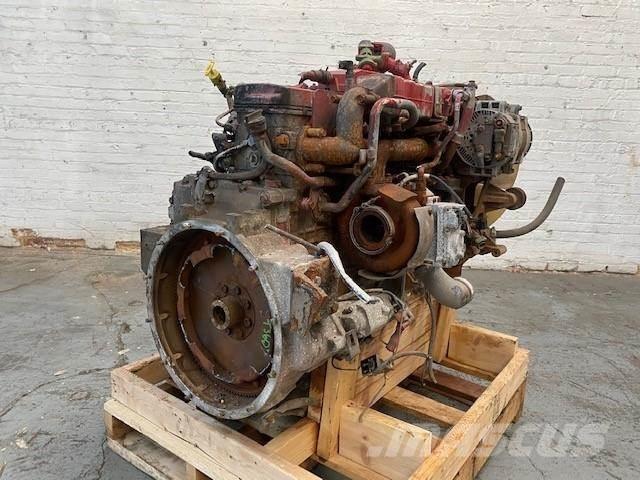 Cummins ISB6.7 Двигатели