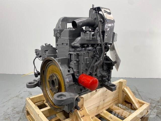 Komatsu S4D95L Двигатели
