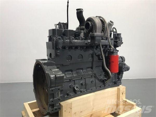 Komatsu SA6D102 Двигатели