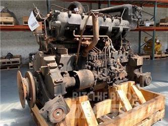 Komatsu SA6D125-2 Двигатели