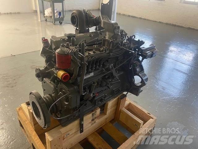 Komatsu SA6D95 Двигатели