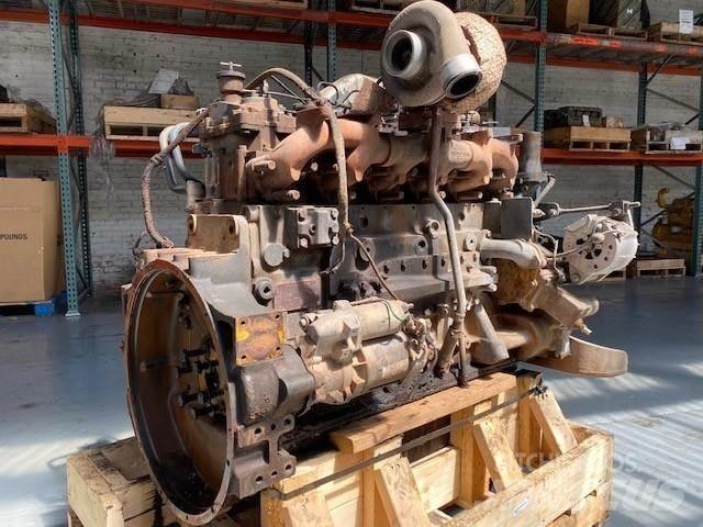 Komatsu SAA6D125E-2 Двигатели