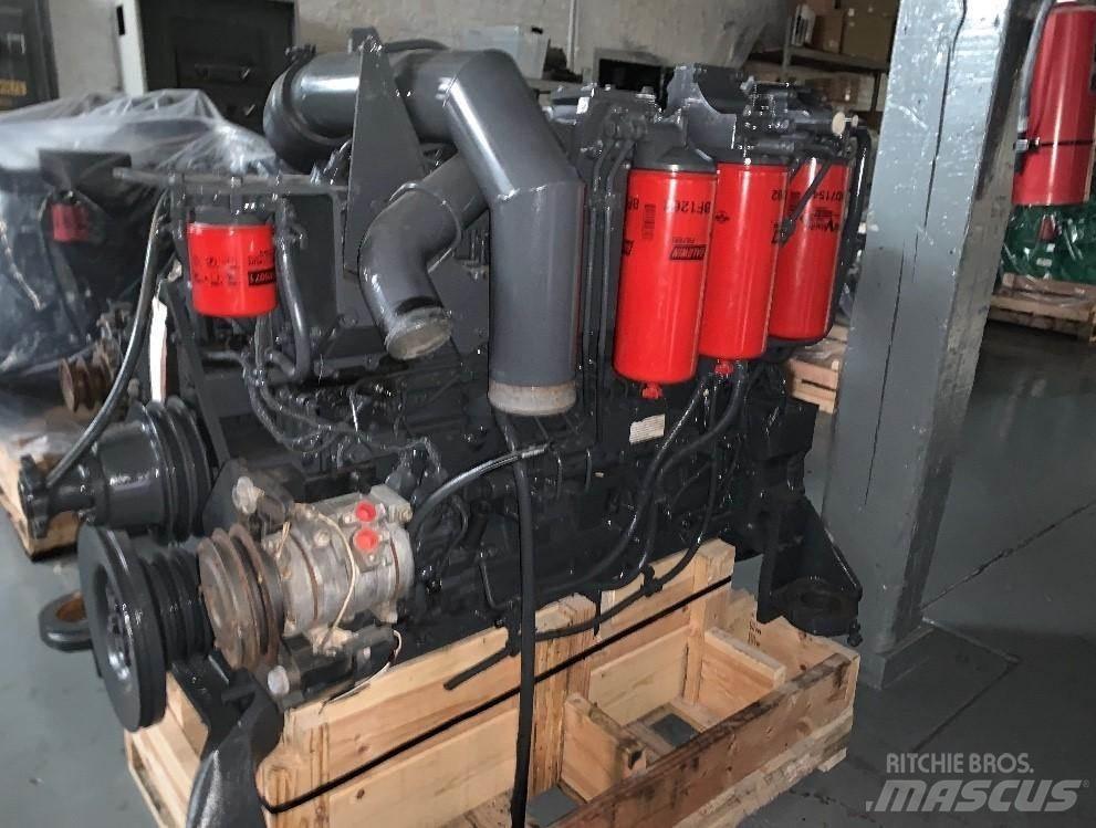 Komatsu SAA6D125E-3 Двигатели