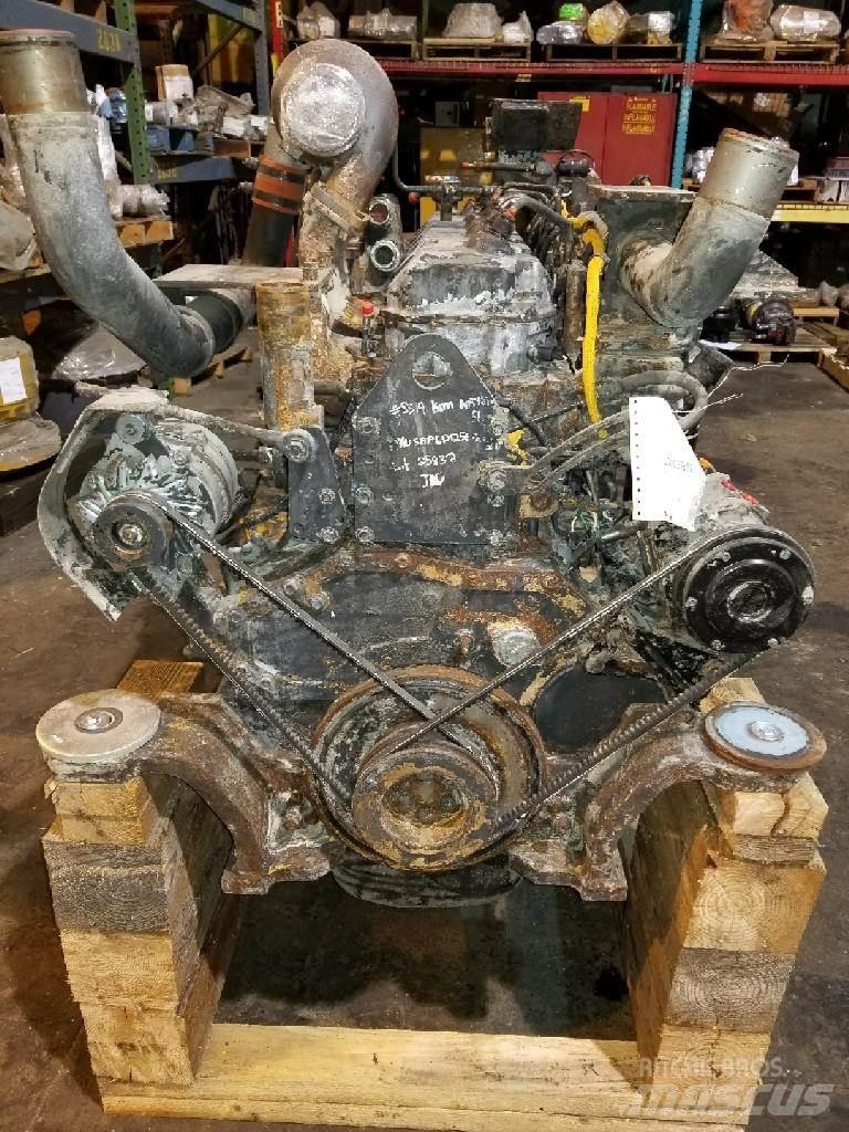 Komatsu SAA6D125E-3 Двигатели