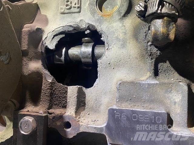 Yanmar 4TNV84T-DSA Двигатели