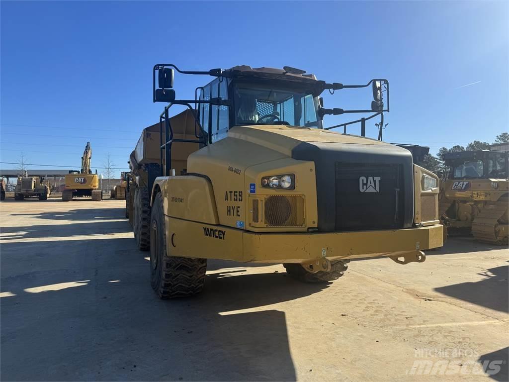 CAT 745 Дъмпери/моторни превозни средства