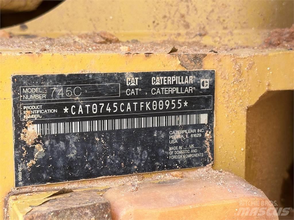 CAT 745C Дъмпери/моторни превозни средства