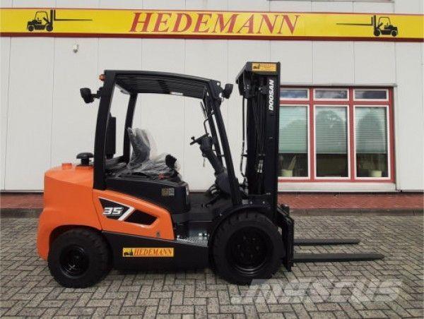 Doosan D35C-9 Дизелови камиони