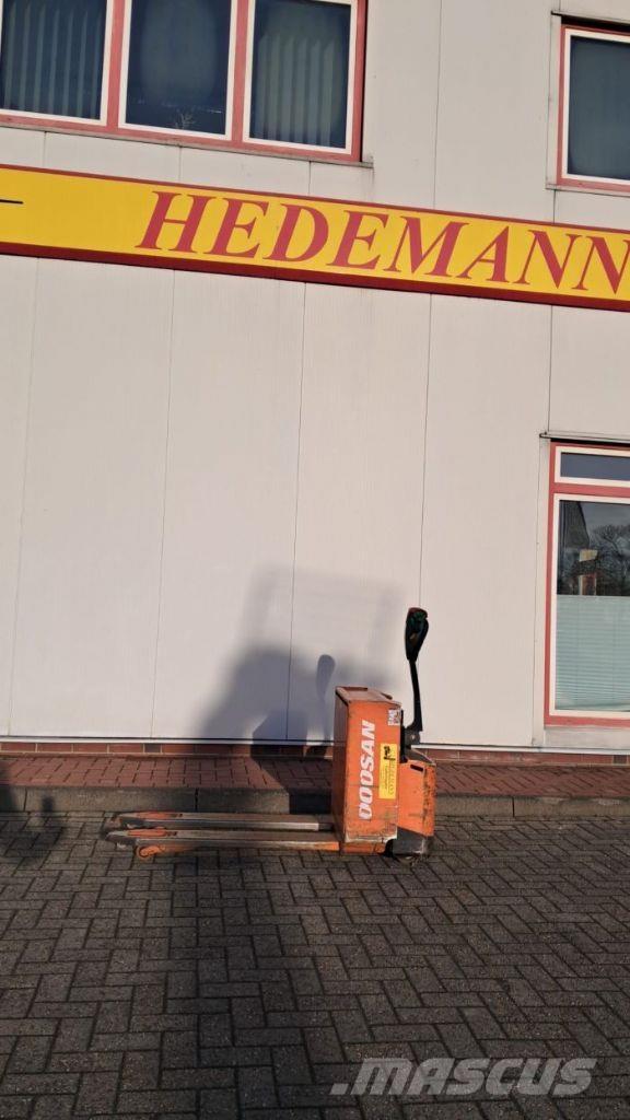 Doosan LEDH18 Ръчно водими