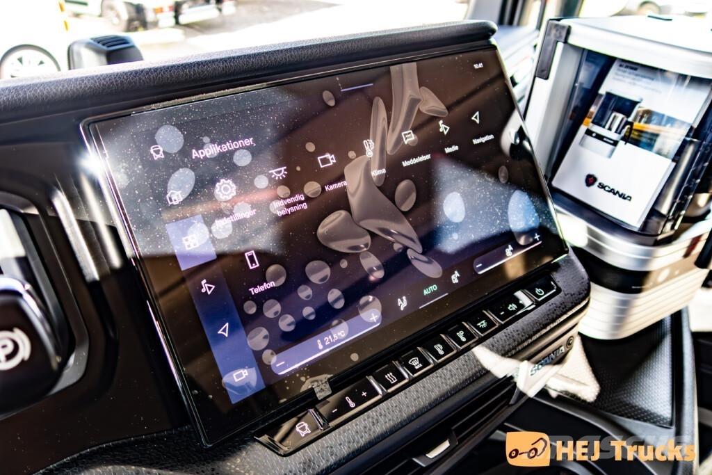 Scania R530 A6x2NB Влекачи