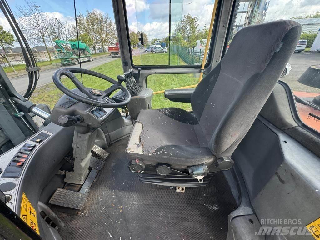 Kalmar DCE160-12 Дизелови камиони