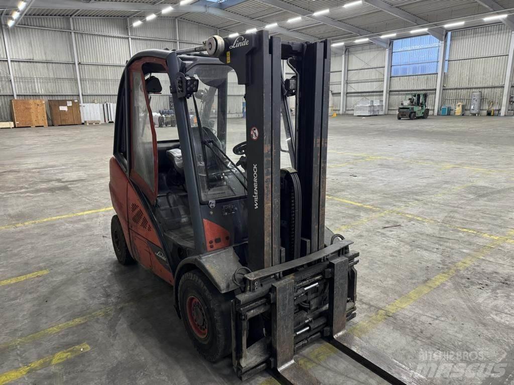 Linde H30D-02 Дизелови камиони