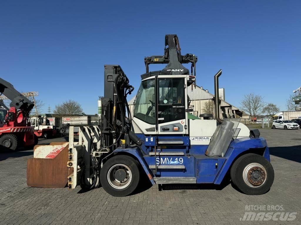 SMV 13,6-600C Дизелови камиони