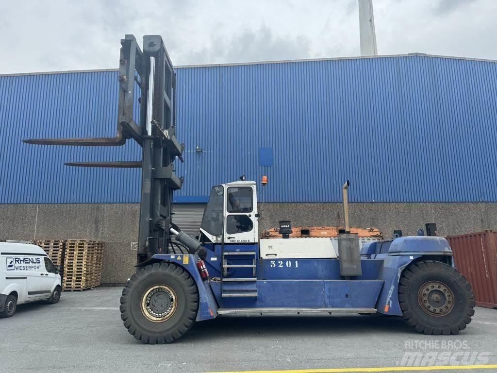SMV 52-1200B Дизелови камиони