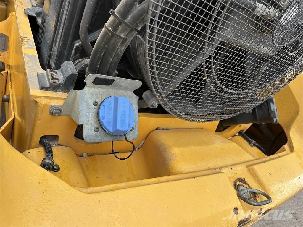 Volvo BM L70H Челни товарачи и багери