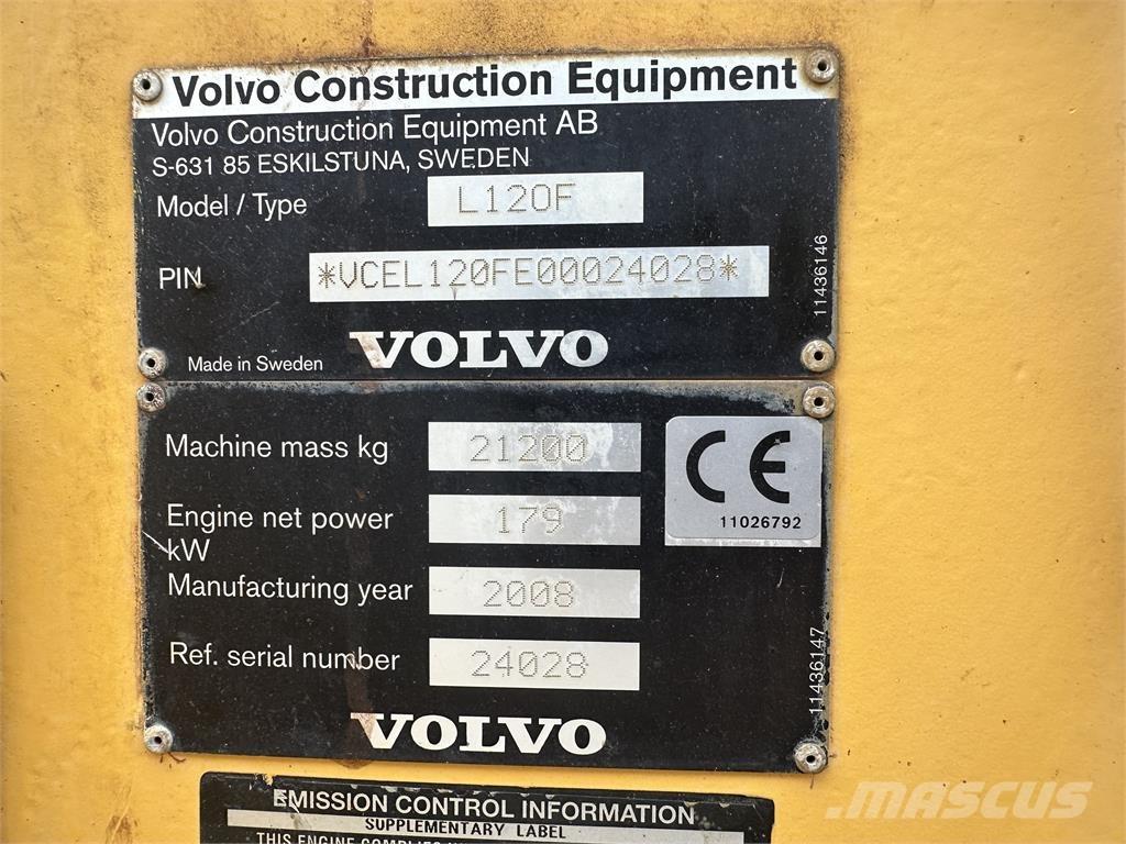 Volvo L120F Колесни товарачи