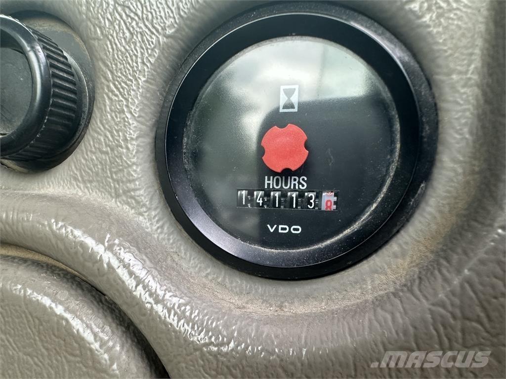 Volvo L120F Колесни товарачи