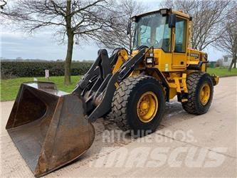 Volvo L70D Колесни товарачи