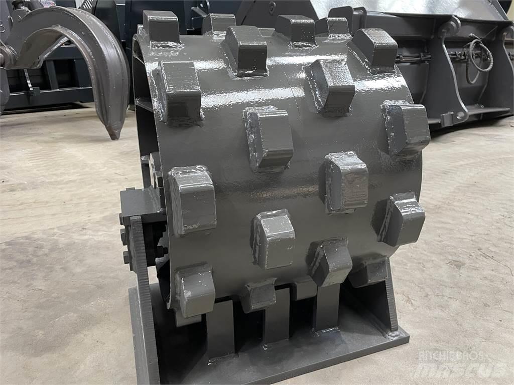  470 mm kompaktorhjul Пневматични гумени  ролки
