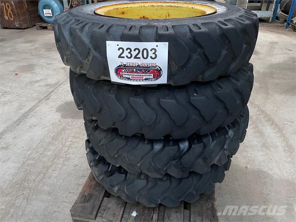  8.25-20 dæk på fælg - 4 stk. Гуми