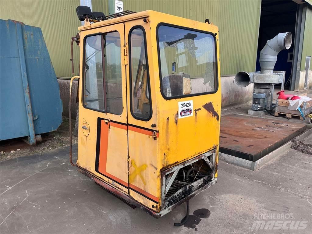 Åkerman H10B Førerhus Други компоненти