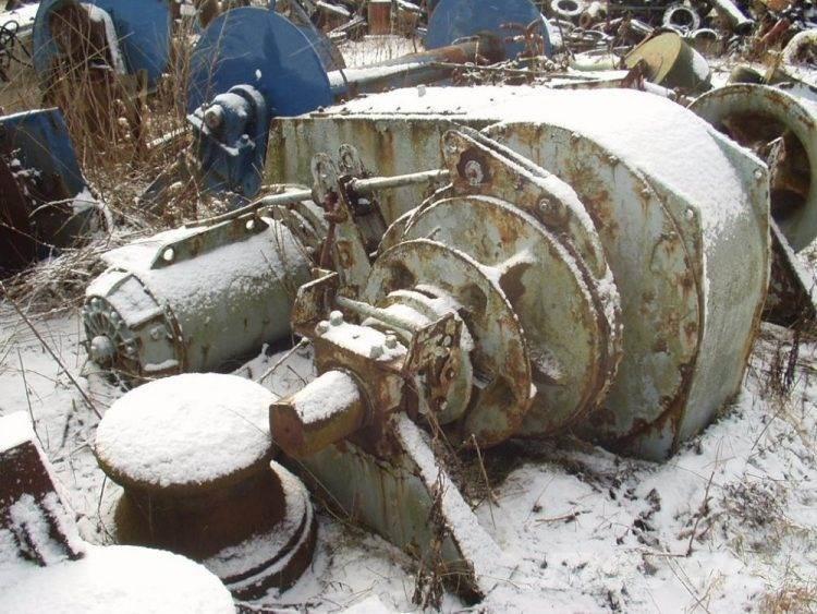  Ankerspil ex. Hvidbjørn Подемници, лебедки и елеватори за материали
