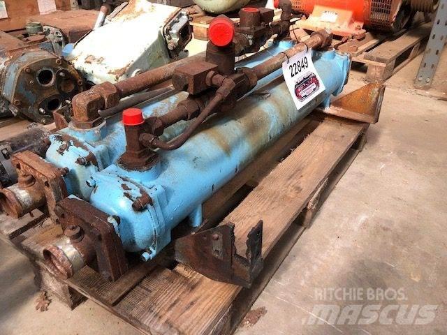 Bowman GL400 Oliekøler Строителство - Други