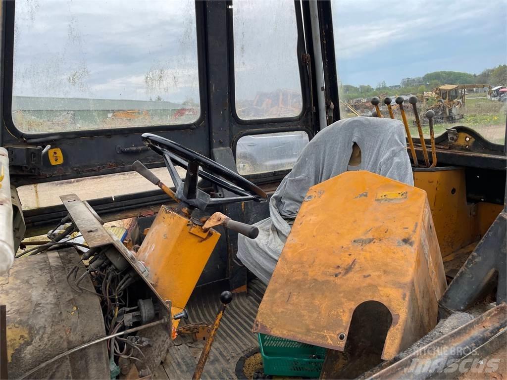 CASE 580CKB rendegraver Товарач със заден ексватор