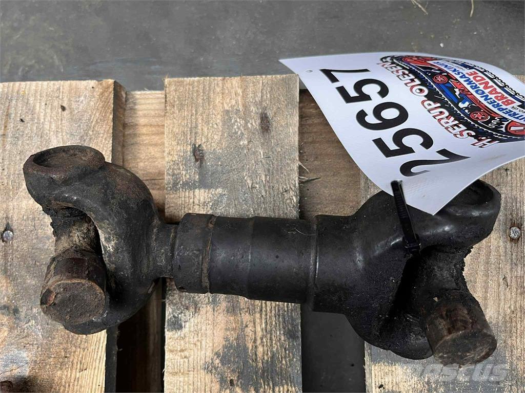 CASE 695SR kardan Други компоненти