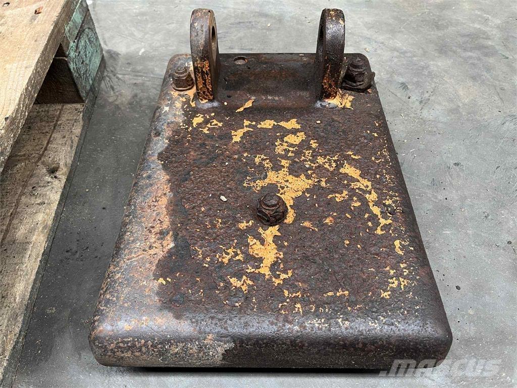 CASE 695SR støttefod Други компоненти