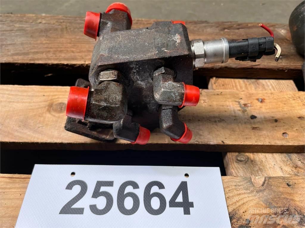 CAT 323D ventil Хидравлични