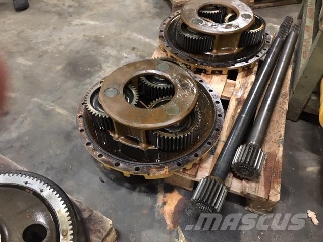 CAT 627 Køregear Предаване