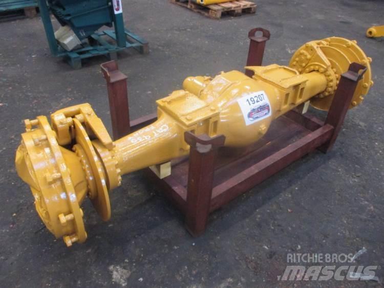 CAT 930 Front aksel Оси
