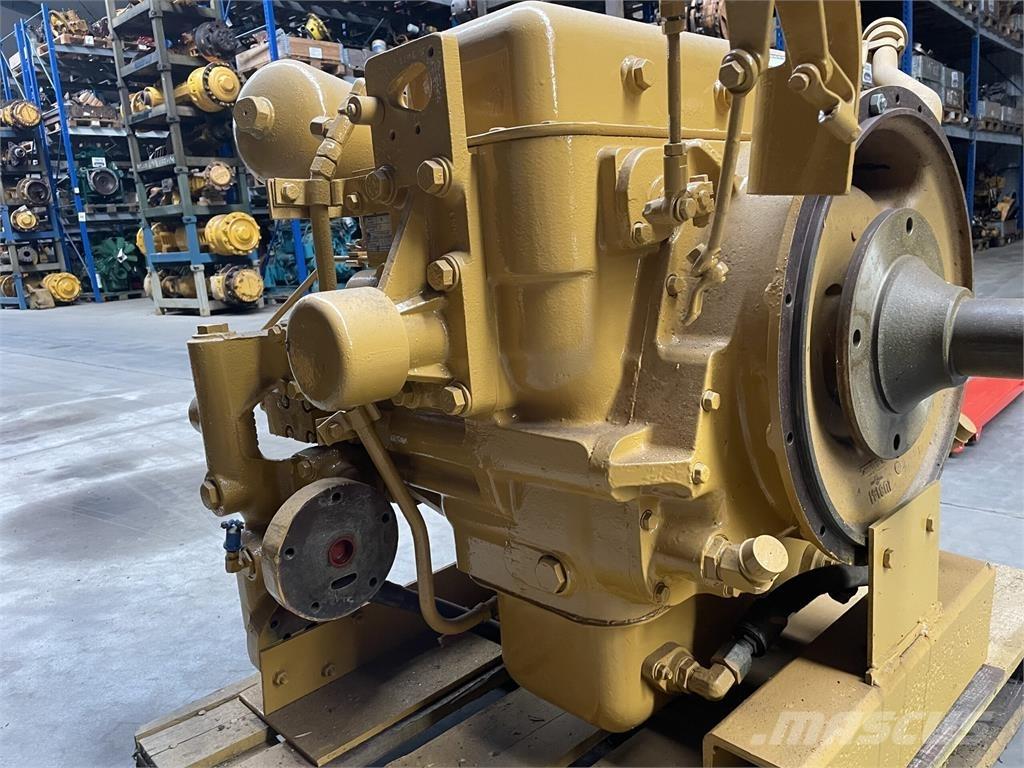 CAT 973 II Transmission Предаване