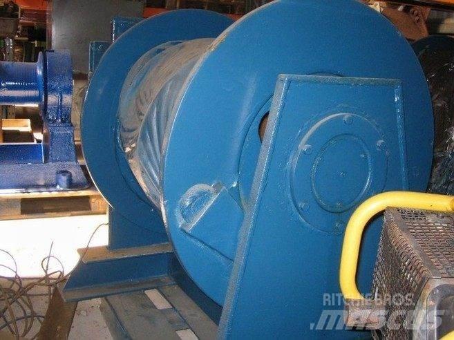 Demag spil Подемници, лебедки и елеватори за материали
