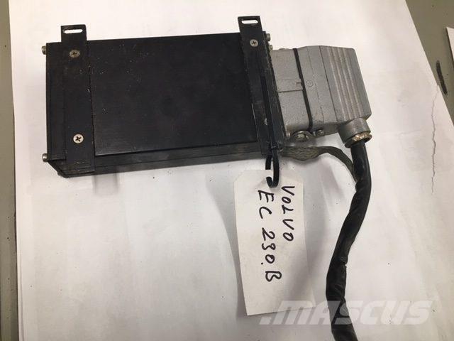  El-bokse ex. Volvo EC230B Електроники