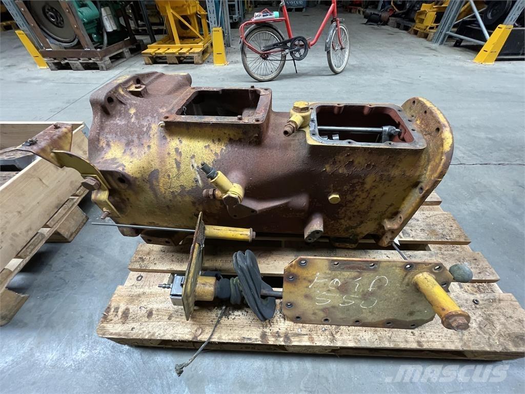 Ford 550 Gearkasse Предаване