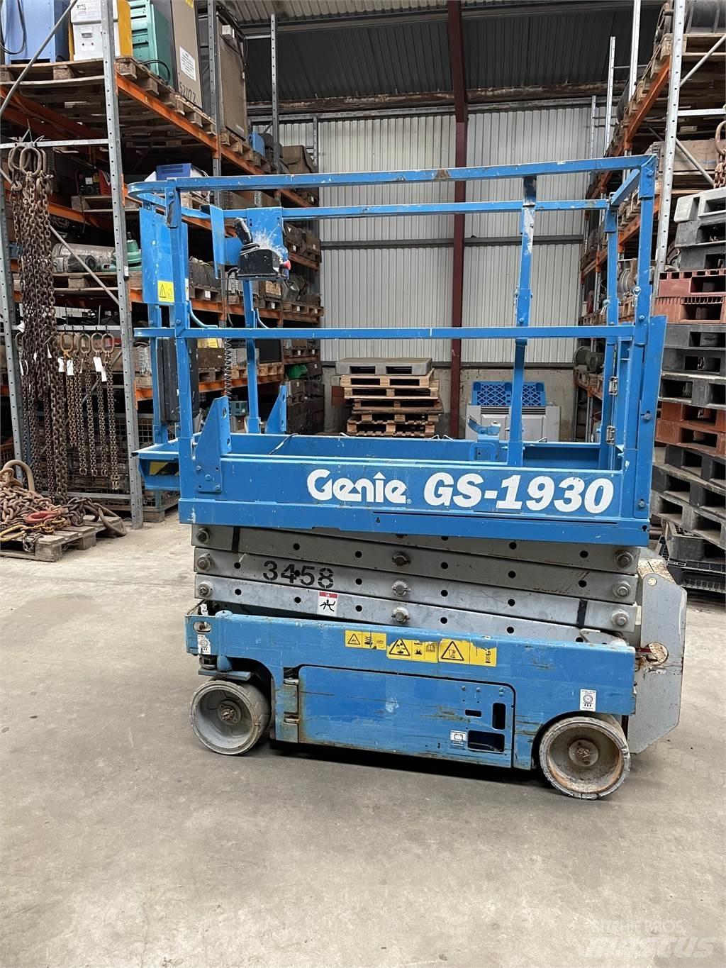 Genie GS-1930 sakslift Телескопични повдигачи
