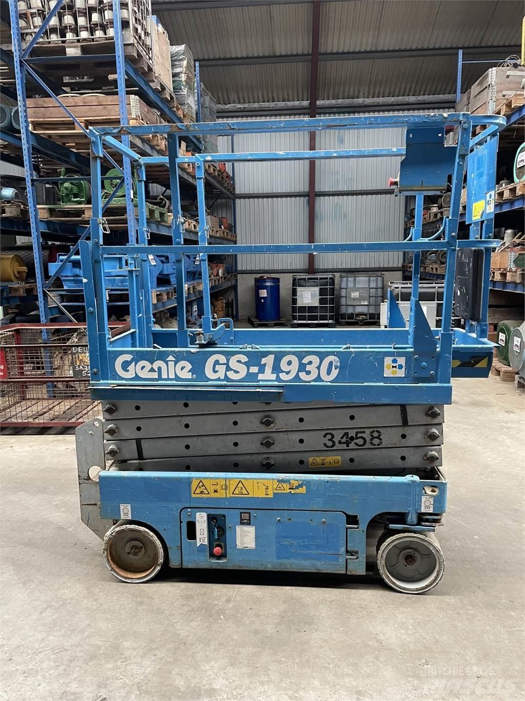 Genie GS-1930 sakslift Телескопични повдигачи
