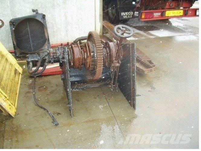  Hydr. ankerspil ex. Svend Подемници, лебедки и елеватори за материали
