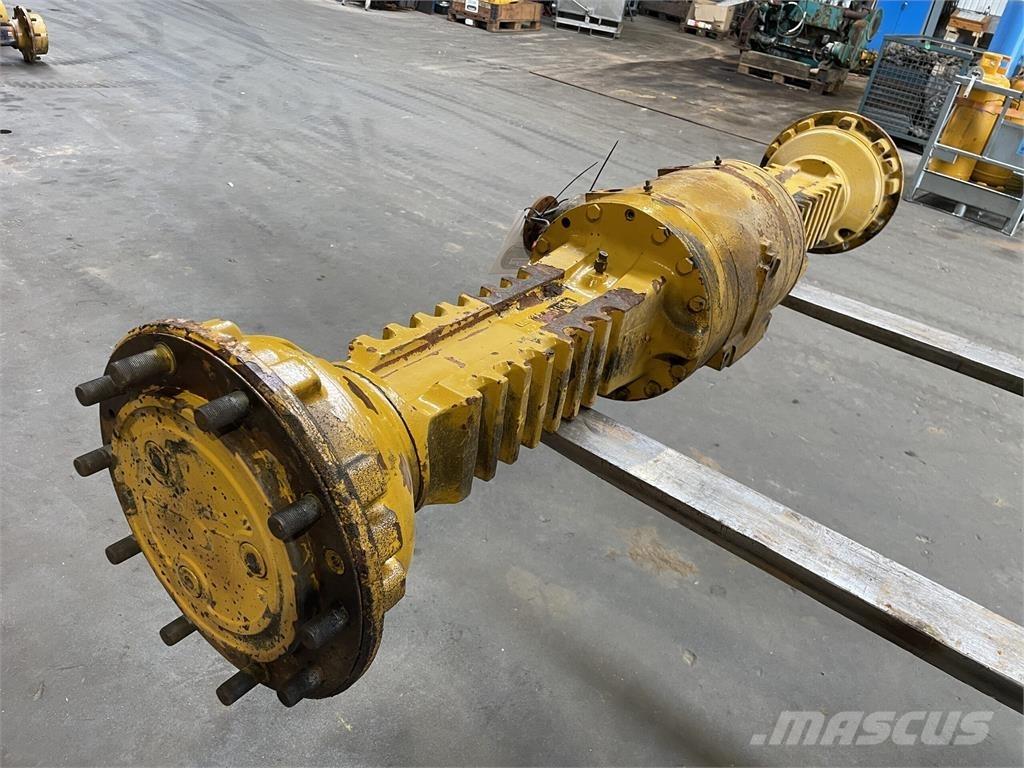 Hydrema 906B frontaksel Оси
