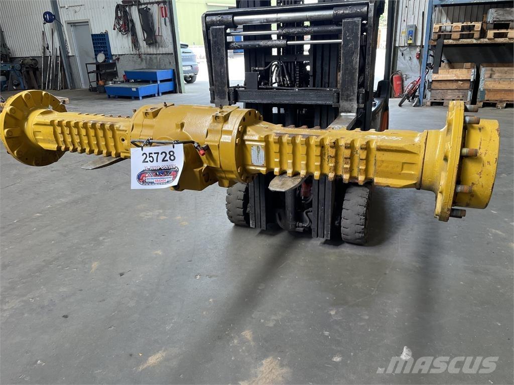 Hydrema 906C frontaksel Оси
