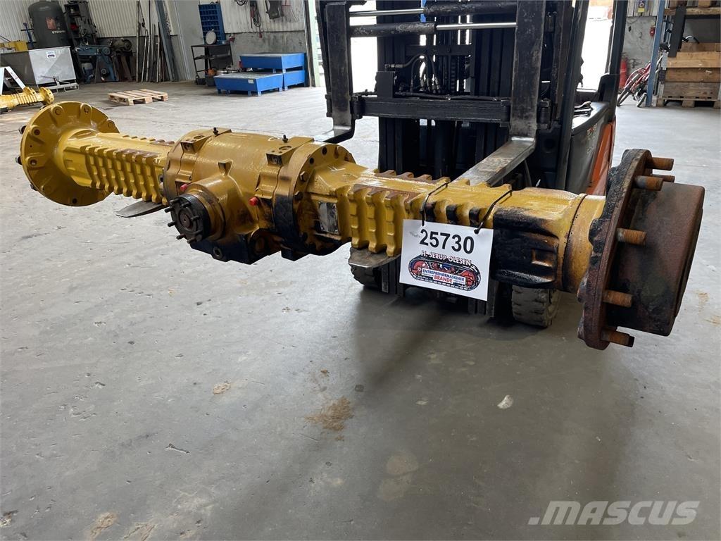 Hydrema 906C frontaksel Оси
